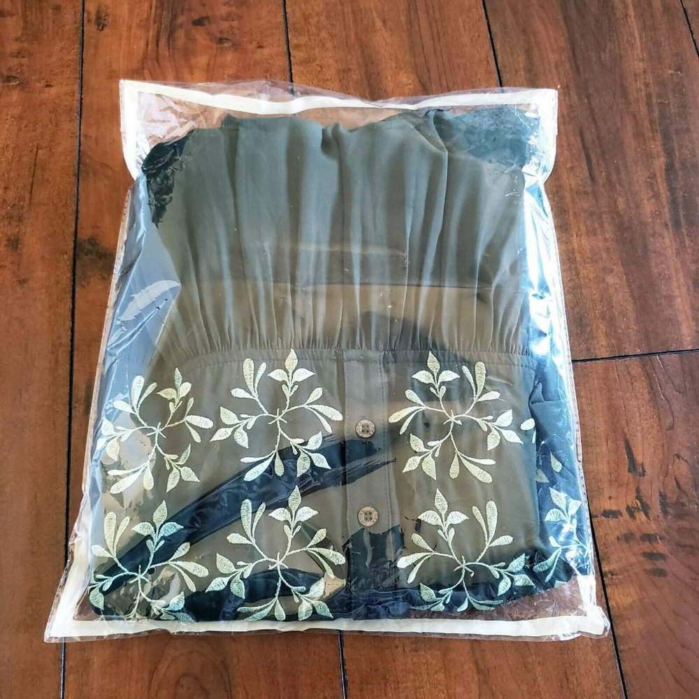 Embroidered Gown Deep Forest Maxi Dress 100% Rayon V Neck Button Front - Picture 10 of 10